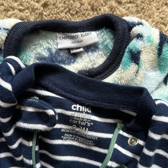 Bundle of 2 footies - Picture 4 of 4